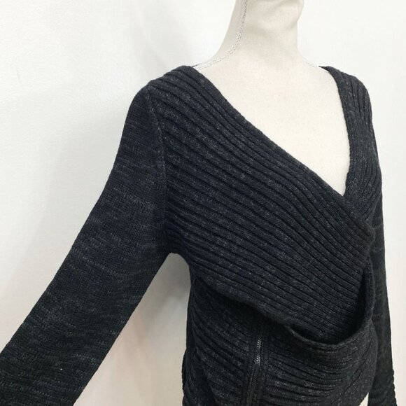 SARAH PACINI BLACK GREY GLITTER CRISS CROSS WOOL BLEND CROPPED SWEATER - OS - Picture 4 of 9